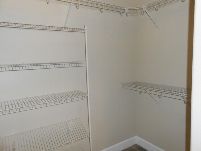 Building Photo - 61746 Darla Pl