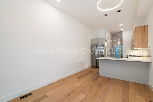 Building Photo - 1314 Osceola St