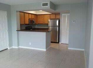 Building Photo - 706 Executive Center Dr
