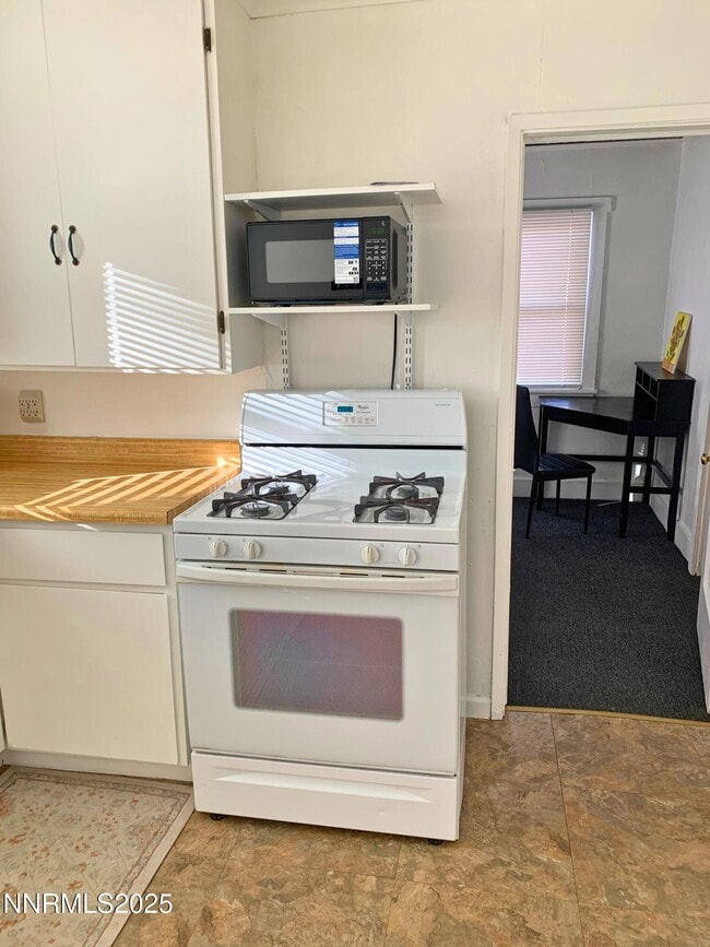 Building Photo - 1151 Seminary Ave