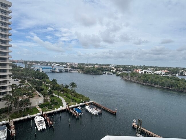 South view of intracostoal from living room, den and primary bedroom - 4201 N Ocean Blvd