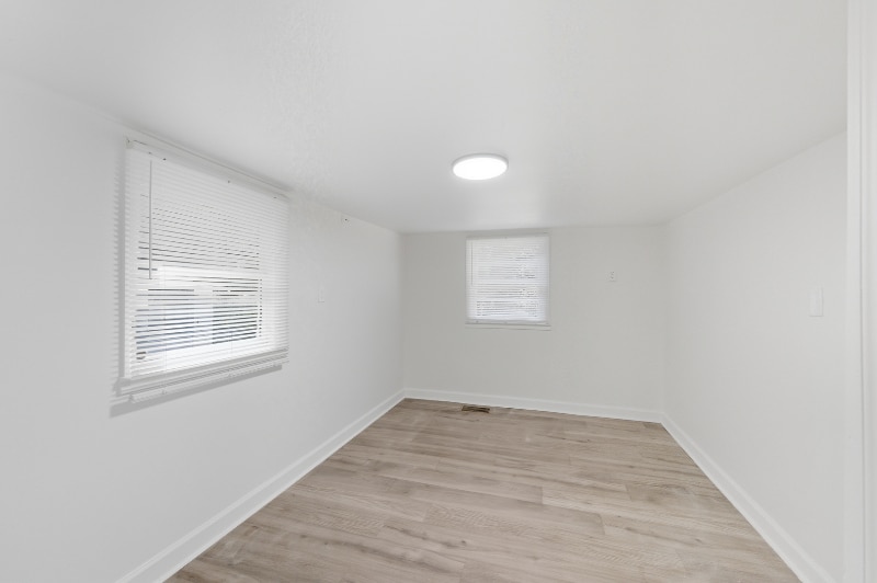 Building Photo - 3192 Oakcliff Rd NW