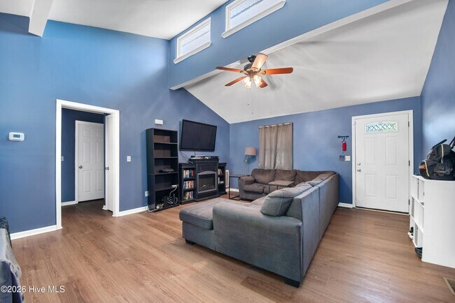 Building Photo - 235 Sand Ridge Rd