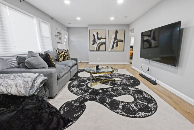 Building Photo - Charming 4BR House in Temple Hills