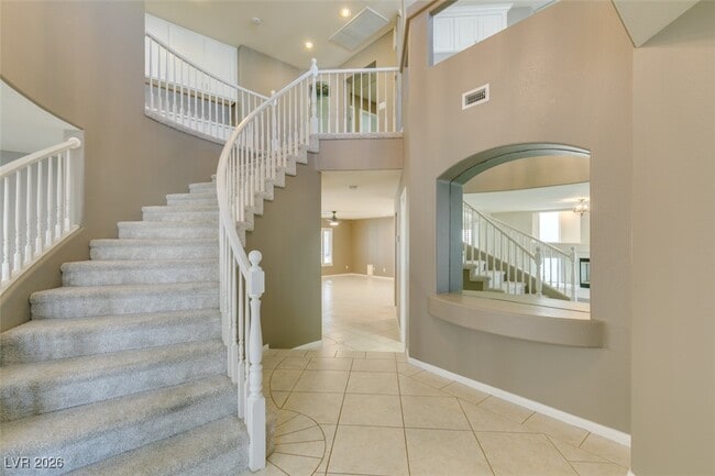 Building Photo - 685 Lynmar Ct