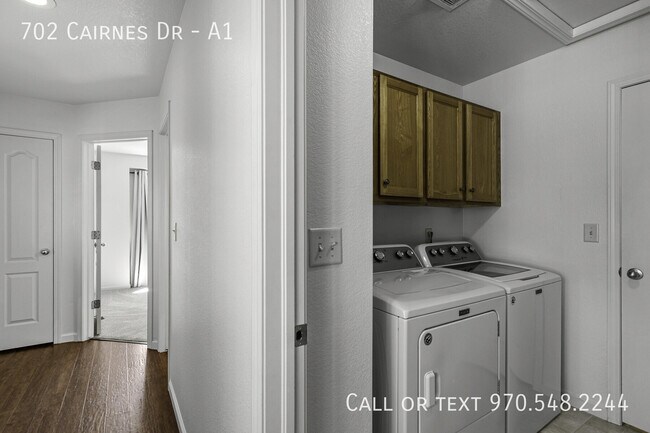 Building Photo - 702 Cairnes Dr