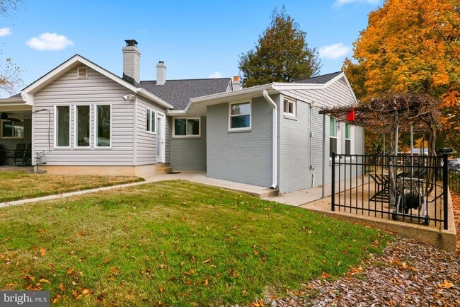 Building Photo - 7137 Murray Ln