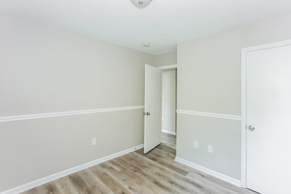 Building Photo - 10641 Starwood Ave