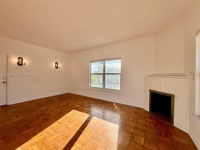 Building Photo - 4035 Meridian Ave