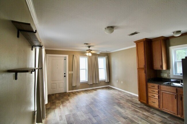 Building Photo - 147 Caswell Branch Rd