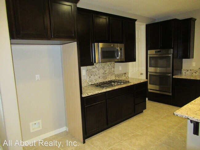 Building Photo - 5 br, 3 bath House - 1634 Arroyo Sierra Way