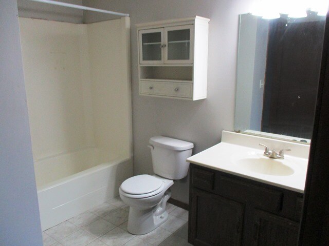 Building Photo - 1507 Northbrook Dr