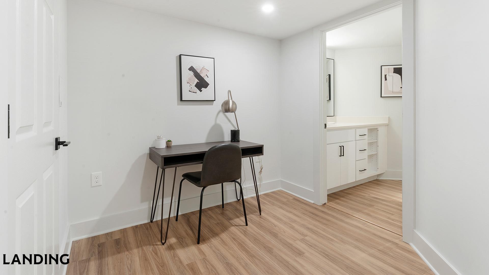 Building Photo - 1221 S Eads St