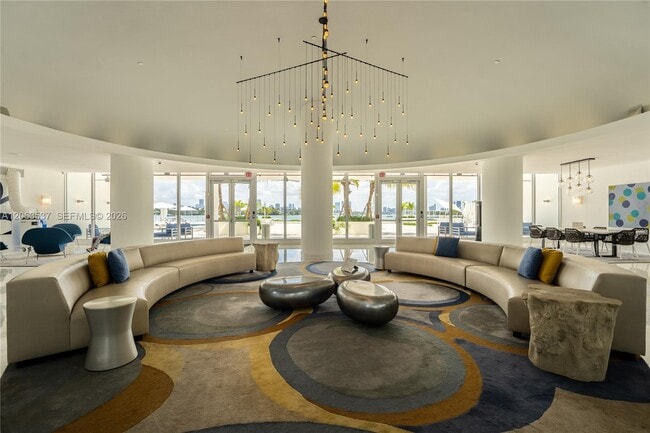 Building Photo - 1000 West Ave