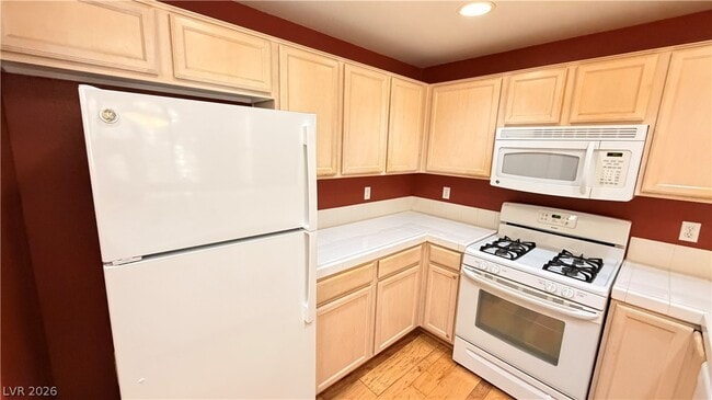 Building Photo - 2325 Windmill Pkwy