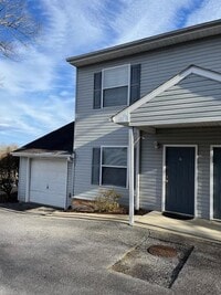 Building Photo - 1293 N Main St