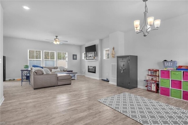 Building Photo - 106 Village Pointe Dr