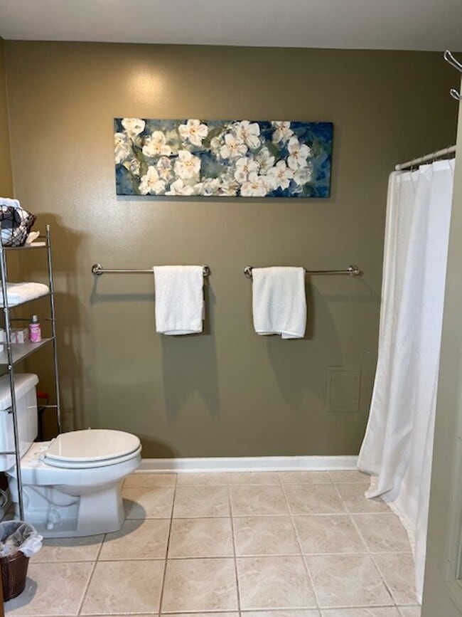 Building Photo - Single Family Home with Breathtaking Views