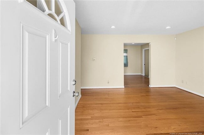 Building Photo - 1644 Inverness Dr