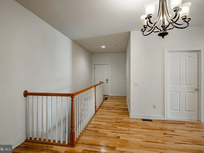 Foyer - 1324 W Chester Pike