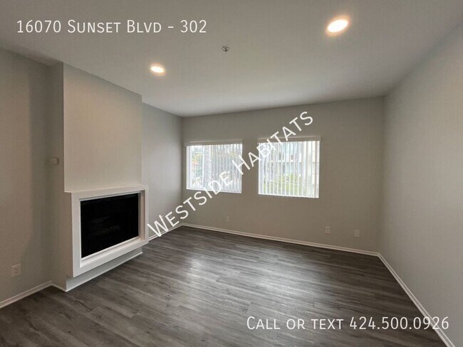Building Photo - 16070 Sunset Blvd