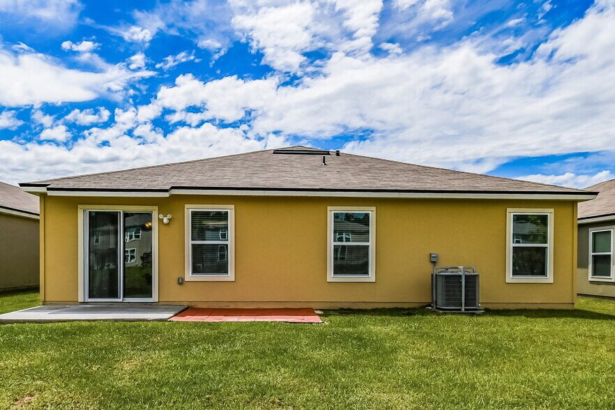 Building Photo - 2067 Tyson Lake Dr