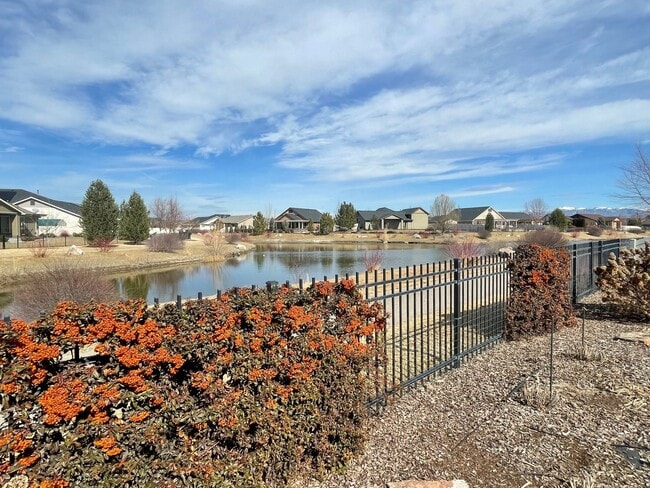 Building Photo - Beautiful 2 bed, 2 bath home with office/3rd bedroom in Eagle just off State and Linder in the Pr...