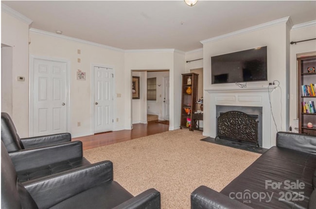 Building Photo - Stylish 2-Bedroom, 2.5-Bath Home with Mode...