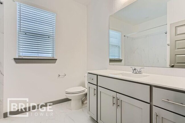 Building Photo - BRISTOL PLAN