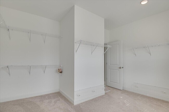 Building Photo - 1015 Sluice Gate Dr