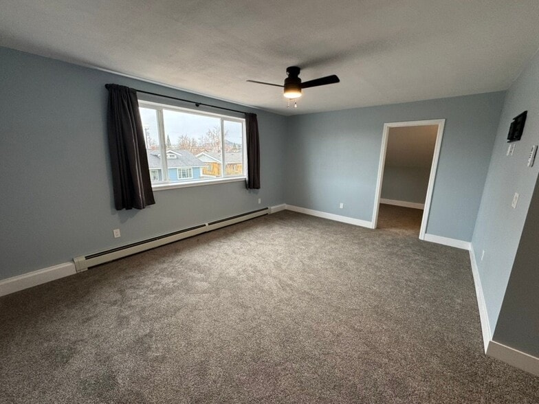 Building Photo - 1838 Phillips Ave