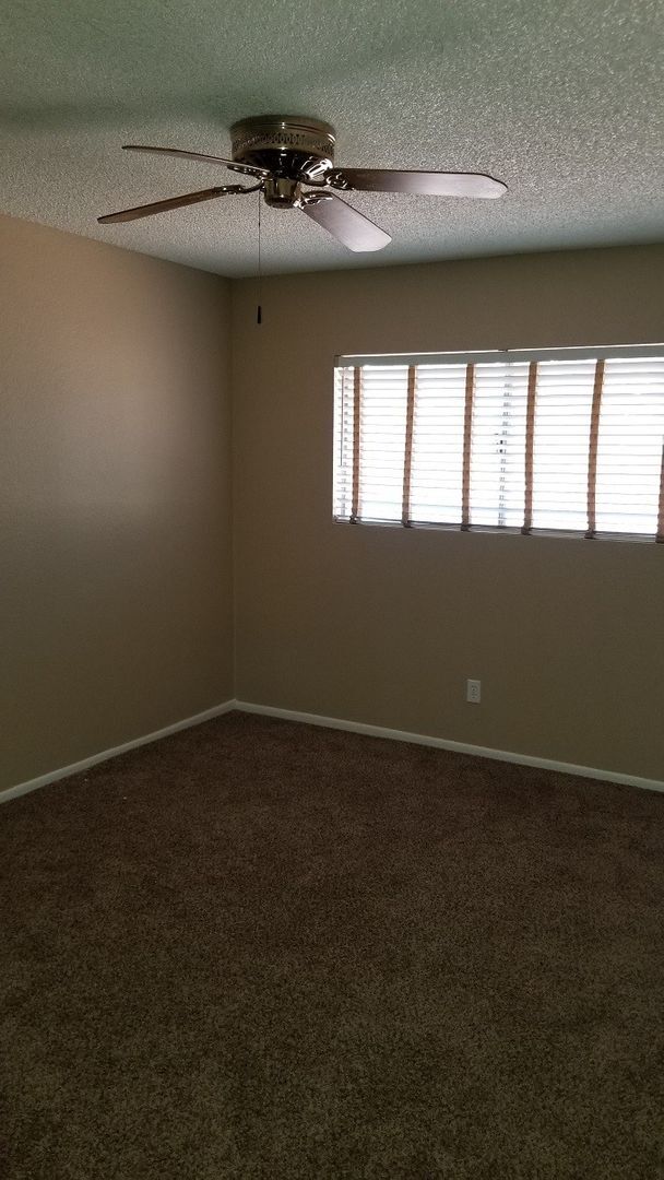 Building Photo - EXCELLENT CORNER LOT HOME IN ADULT COMMUNITY!