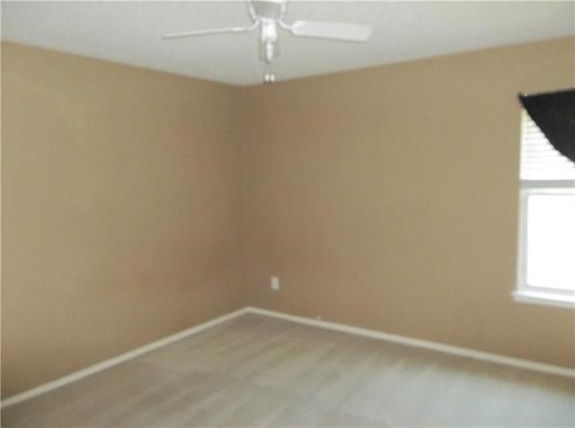 Building Photo - 2820 Deer Ridge Dr