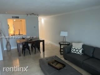 Building Photo - 2 br, 2 bath Condo - 4301 Collins Ave Apt ...