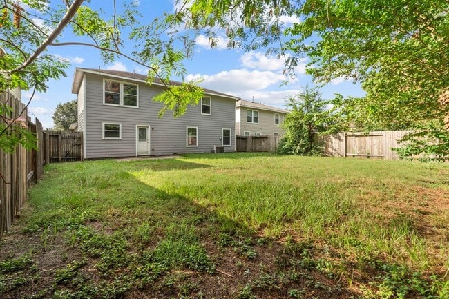 Building Photo - 1810 Emerald Pathway Dr