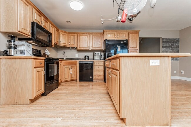 Building Photo - Please View 3D Virtual Walk-Through Before Scheduling a Showing