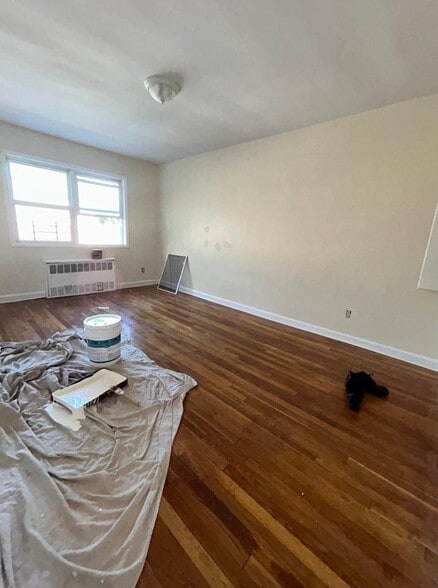 Building Photo - 964 East 100th Street