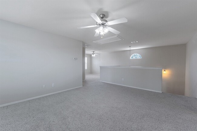 Building Photo - 131 Sunset Falls Dr