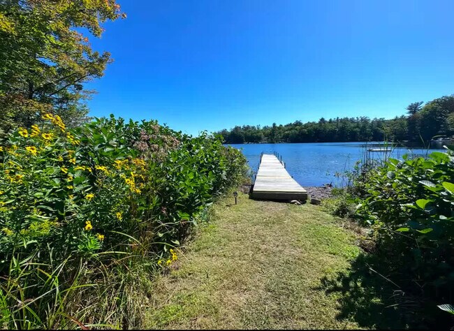 Building Photo - 589 Laconia Rd