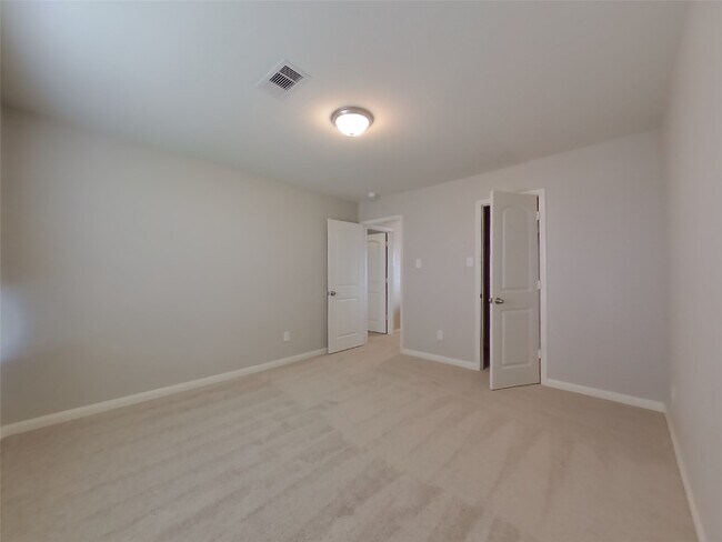 Building Photo - 216 Elm Patch Dr