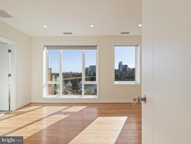 Building Photo - 3604 Prospect St NW