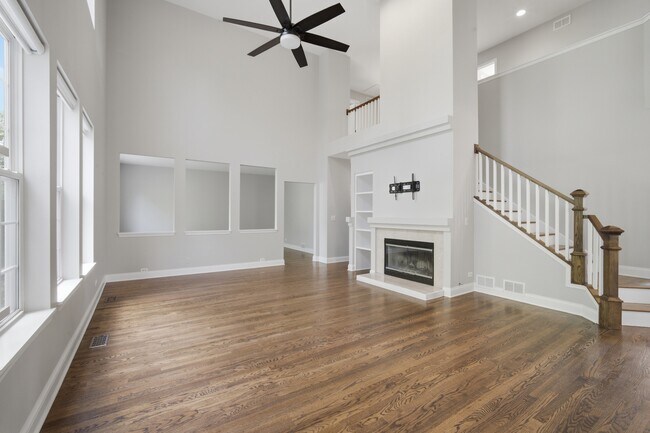 Building Photo - 5280 Burnham St