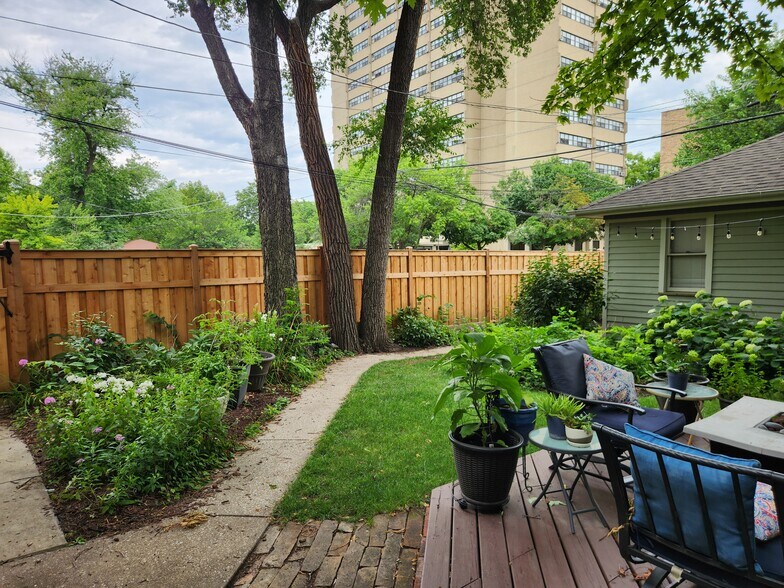 Back walk way - 260 S Marion St