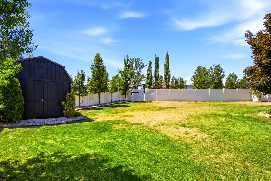 Building Photo - 3016 N 3325 W