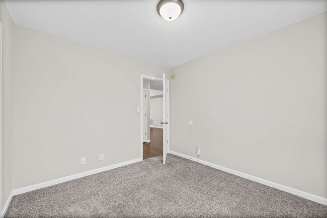 Building Photo - 3969 Cindy Jo Ct Clarksville, TN 37042