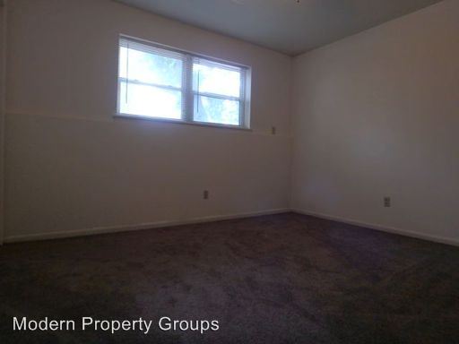 Building Photo - 211 Waugh St