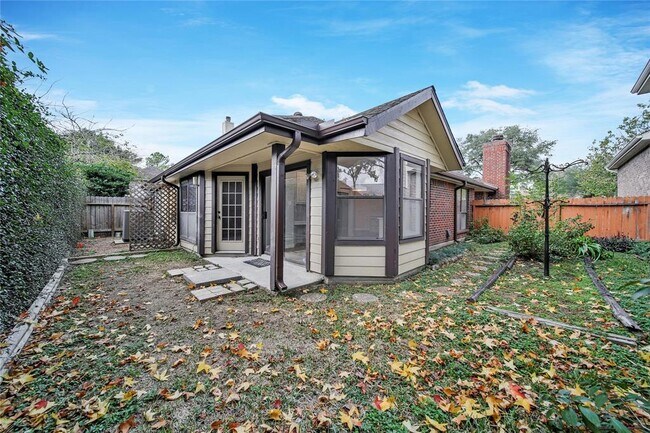 Building Photo - 14127 Highcroft Dr