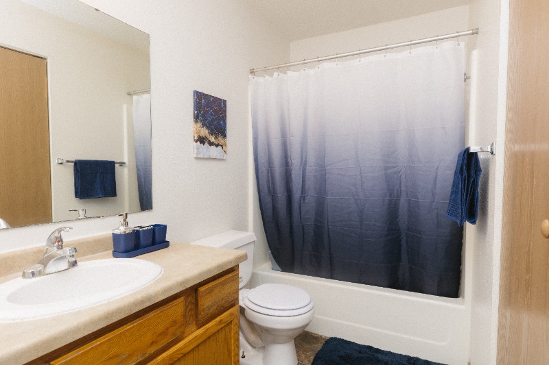 Building Photo - 1415 14th Ave E