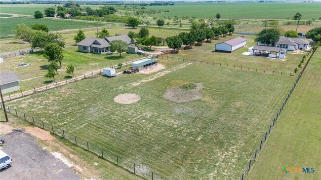 Building Photo - 401 Co Rd 368