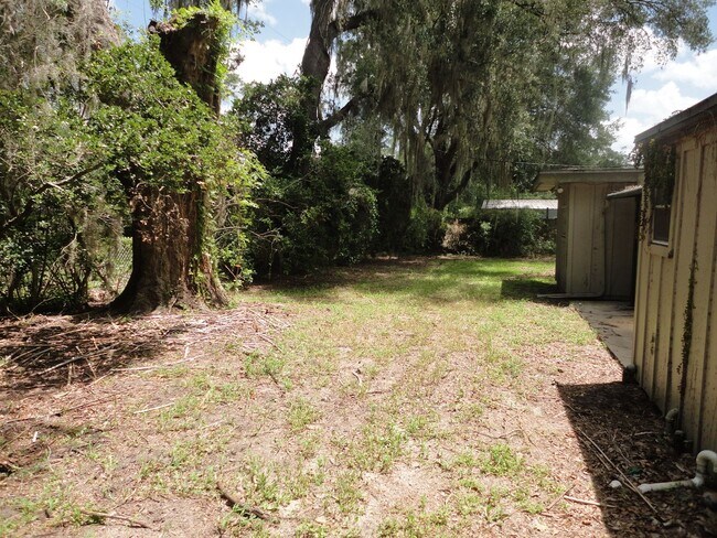 Building Photo - 401 NW 36th Ter